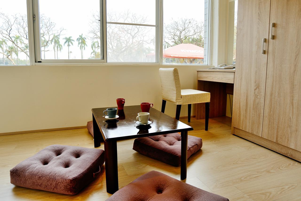 Chengching Lakefront Resort Kaohsiung Buitenkant foto