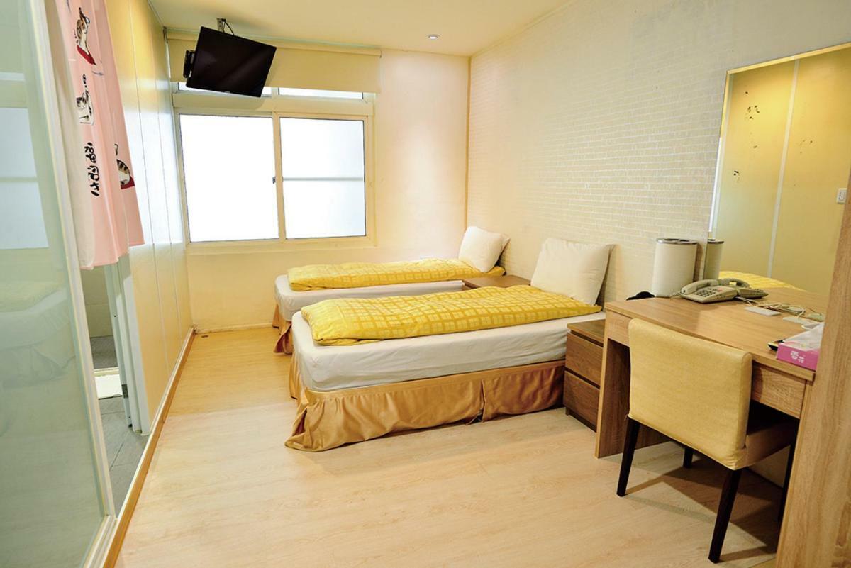 Chengching Lakefront Resort Kaohsiung Buitenkant foto